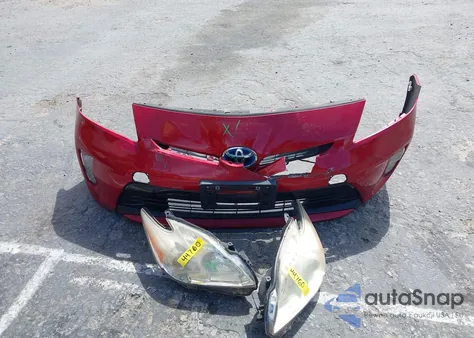 2014 Toyota Prius Three z USA, uszkodzony, nr VIN JTDKN3DU4E0362350